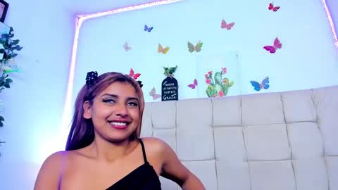 Snapshot of malenahot303av chatting on September 2025 12:43:02 AM malenahot303av online show from September 2025 12:43:02 AM