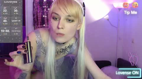 Snapshot of mali_sia chatting on December 2024 02:12:01 AM Mischelle online show from December 2024 02:12:01 AM