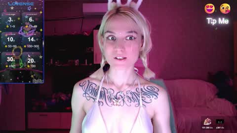 Snapshot of mali_sia chatting on October 2025 01:36:02 AM Mischelle online show from October 2025 01:36:02 AM