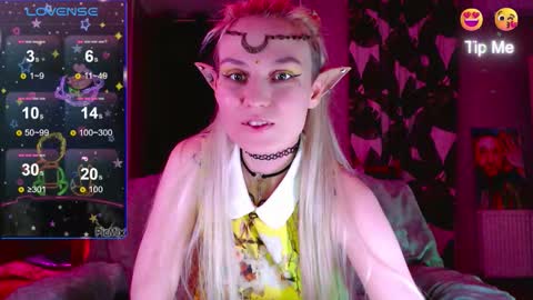 Snapshot of mali_sia chatting on October 2025 08:43:02 PM Mischelle online show from October 2025 08:43:02 PM