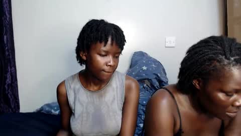 Snapshot of malia_latifa chatting on April 2026 03:15:01 PM lati online show from April 2026 03:15:01 PM