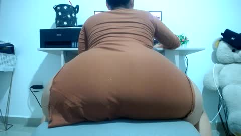 Snapshot of malika_pregnant chatting on June 2026 09:03:02 PM M A L I K A online show from June 2026 09:03:02 PM