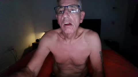 malkie55 online show from November 2025 05:37:01 PM