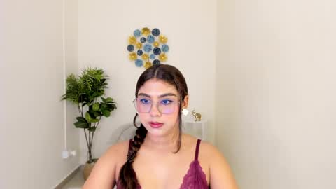 Snapshot of mallory_lee1 chatting on May 2026 12:24:02 PM mallory online show from May 2026 12:24:02 PM