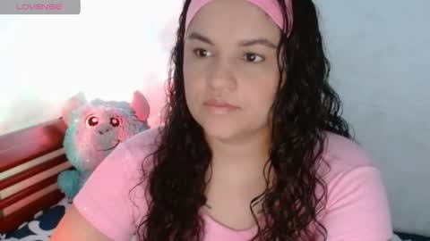 Snapshot of malorymorgantt chatting on April 2026 09:27:01 PM MI INSTAGRAM soy glory01 online show from April 2026 09:27:01 PM