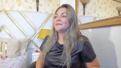 Snapshot of malorysweet chatting on June 2026 01:10:01 PM MalorySweet online show from June 2026 01:10:01 PM