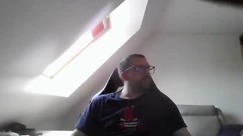 breton online show from April 2026 08:52:02 AM