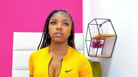 Snapshot of malu_horny_69 chatting on December 2024 11:34:02 AM Melanie online show from December 2024 11:34:02 AM