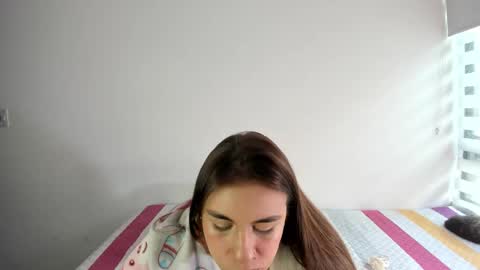 instagram  nueela   online show from November 2025 08:09:01 PM