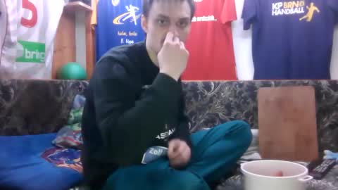 mamamia1789 online show from April 2026 09:01:01 PM