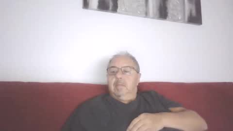 Snapshot of mambow99 chatting on February 2025 02:38:02 AM OLDMANFREE online show from February 2025 02:38:02 AM