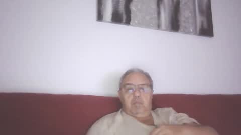 Snapshot of mambow99 chatting on February 2025 12:30:01 AM OLDMANFREE online show from February 2025 12:30:01 AM