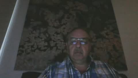 OLDMANFREE online show from April 2026 11:02:01 PM