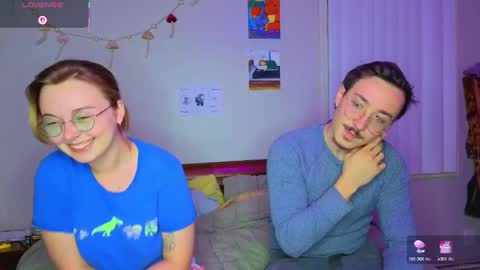 Snapshot of mamiclouds chatting on October 2025 03:15:01 AM MamiCloudz online show from October 2025 03:15:01 AM