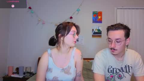 Snapshot of mamiclouds chatting on November 2025 02:10:01 AM MamiCloudz online show from November 2025 02:10:01 AM