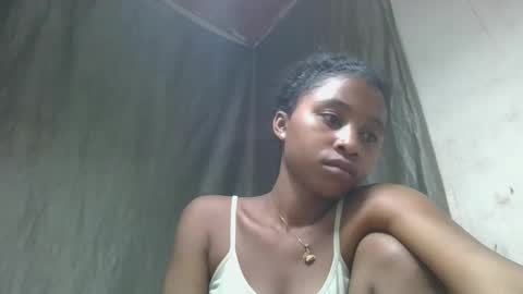 mamieriela online show from April 2026 10:37:01 PM