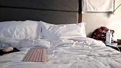 Mandi Bliss online show from January 2026 09:59:01 AM