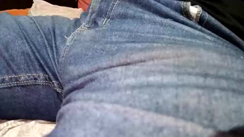 mandrilo7379 online show from February 2026 02:08:02 AM