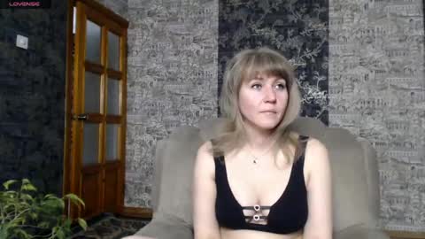 Snapshot of mandy_foxxx chatting on May 2026 10:42:02 AM Mandy online show from May 2026 10:42:02 AM