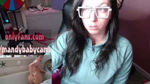 Snapshot of mandybabyxxx chatting on December 2024 01:28:01 AM MandyBabyXXX online show from December 2024 01:28:01 AM