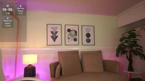 Mandy Collins online show from April 2026 11:37:01 AM