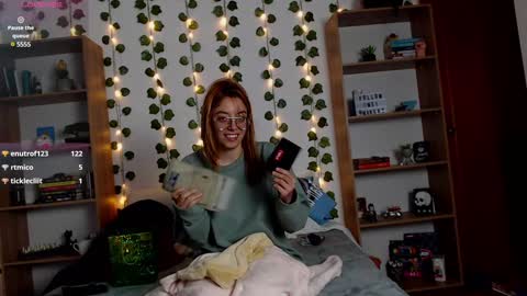 Snapshot of mangxx chatting on January 2025 09:57:02 AM Danny online show from January 2025 09:57:02 AM