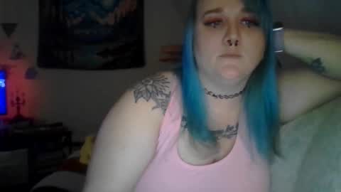 ManicPixiePop online show from November 2025 12:31:02 AM