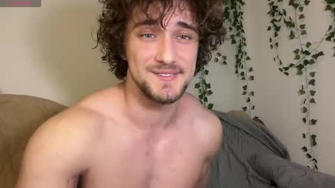 Snapshot of manolein chatting on February 2026 07:43:01 PM manolein online show from February 2026 07:43:01 PM