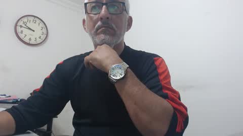 Manolito online show from December 2024 02:42:01 PM