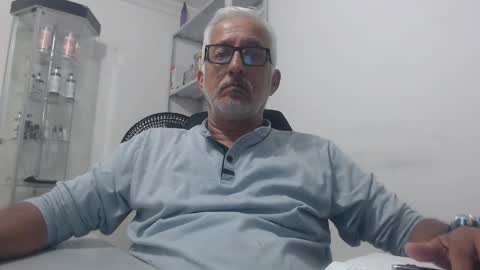 Manolito online show from October 2025 02:18:02 PM