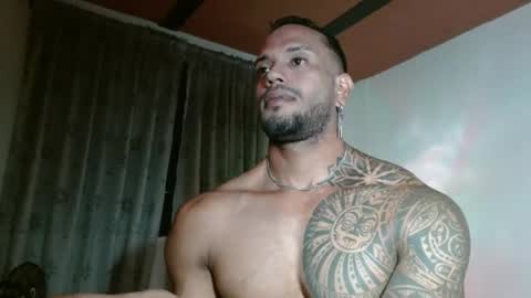 Manolo online show from December 2025 10:05:02 PM