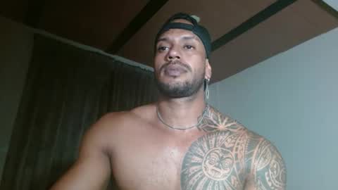 Manolo online show from March 2026 02:41:02 AM