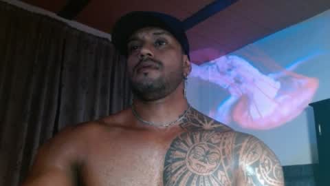 Snapshot of manolofitt chatting on May 2026 06:38:01 PM Manolo online show from May 2026 06:38:01 PM