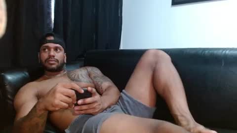 Snapshot of manolofitt chatting on June 2026 04:44:01 PM Manolo online show from June 2026 04:44:01 PM