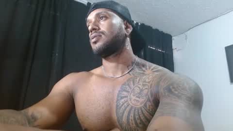 Snapshot of manolofitt chatting on July 2026 07:06:02 PM Manolo online show from July 2026 07:06:02 PM