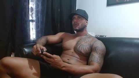 Snapshot of manolofitt chatting on July 2026 04:36:01 PM Manolo online show from July 2026 04:36:01 PM