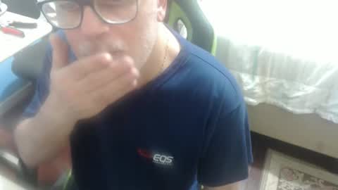 manotcheblu online show from October 2025 12:55:02 AM