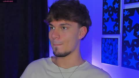  independent model online show from April 2026 03:02:01 AM