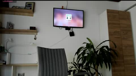 Snapshot of manucute_23_ chatting on June 2026 09:17:01 PM manucute 23 online show from June 2026 09:17:01 PM
