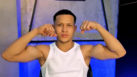 Manuel online show from November 2025 04:00:01 AM