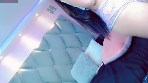 Snapshot of manuela_kingsley chatting on December 2024 02:44:01 PM Manuela Kingsley online show from December 2024 02:44:01 PM