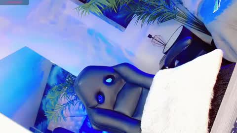 Snapshot of manuela_kingsley chatting on March 2025 06:05:02 PM Manuela Kingsley online show from March 2025 06:05:02 PM