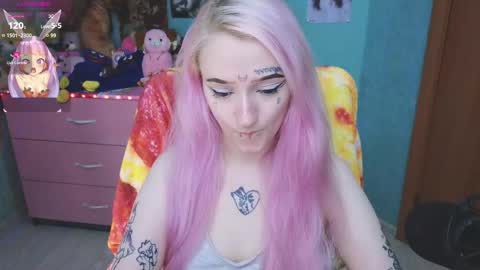 Manuela online show from October 2025 08:30:02 PM