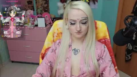 Manuela online show from June 2026 04:37:02 AM