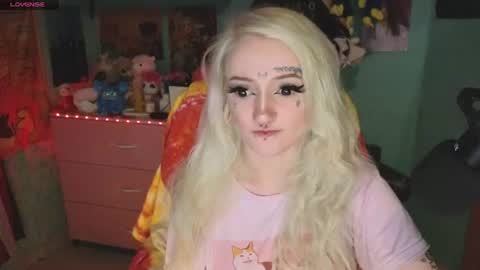 Manuela online show from July 2026 03:45:02 PM