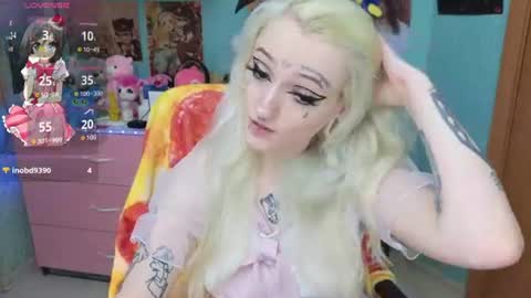 Manuela online show from July 2026 05:52:01 PM