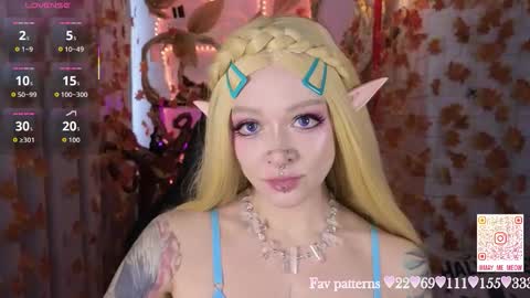 Sasha online show from November 2025 08:07:01 AM