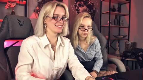 Snapshot of maoqibeverly chatting on May 2026 05:38:02 AM Maoqi online show from May 2026 05:38:02 AM