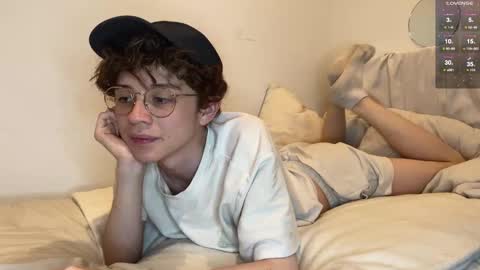 Snapshot of maplefroggy chatting on March 2025 11:15:01 PM Maple online show from March 2025 11:15:01 PM