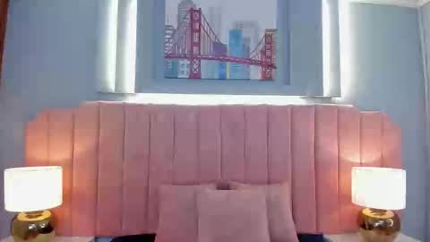 Snapshot of mara_brooks chatting on December 2024 09:25:02 PM Mara online show from December 2024 09:25:02 PM